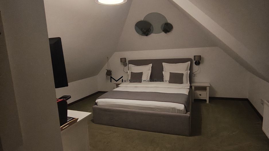 Imobil deosebit de vânzare în Centrul Vechi al Brașovului - Poză 10