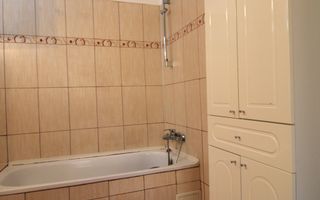 Zona Traian, 3 camere, centrala proprie - Poză 10
