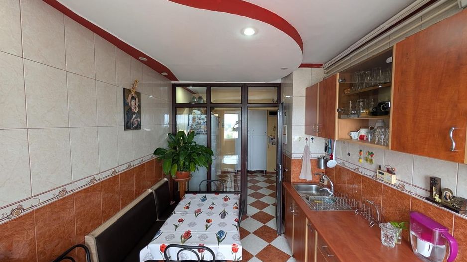 De Vânzare Apartament 4 Camere, Decomandat, 2 Băi, Șoseaua Alexandriei - Poză 13