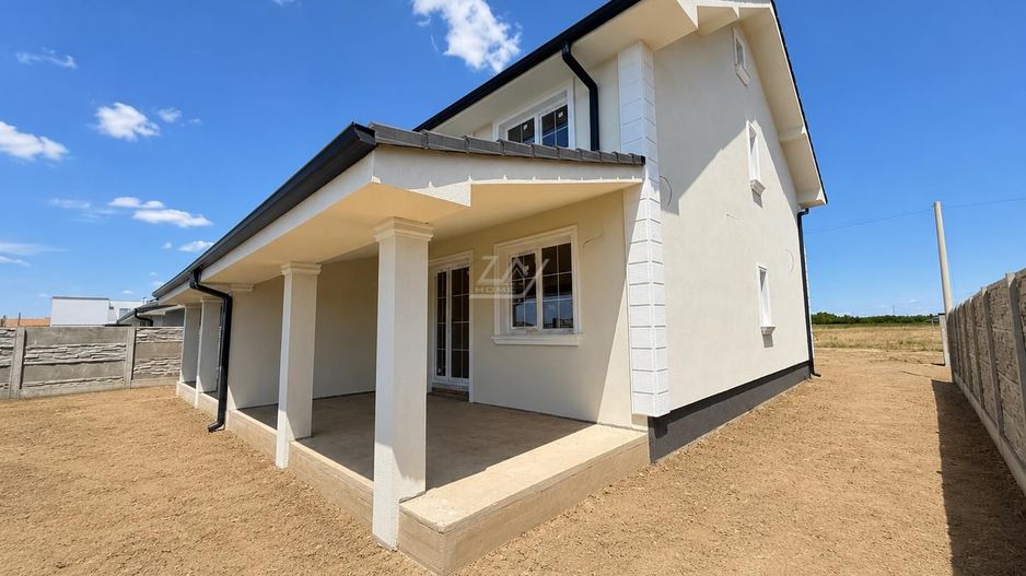Duplex cu 3 camere si 2 bai. Finisaje la alegere. - Poză 14
