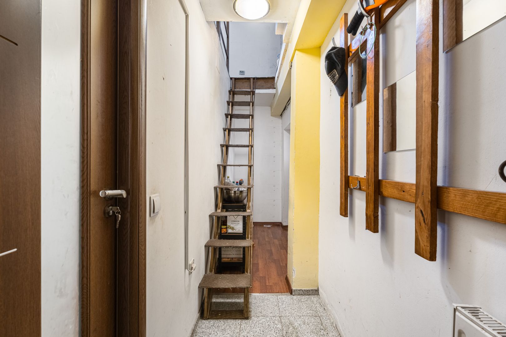 Casă cu 4 camere, anexă locuibilă și teren de 234 mp | Piața Sudului - Poză 21