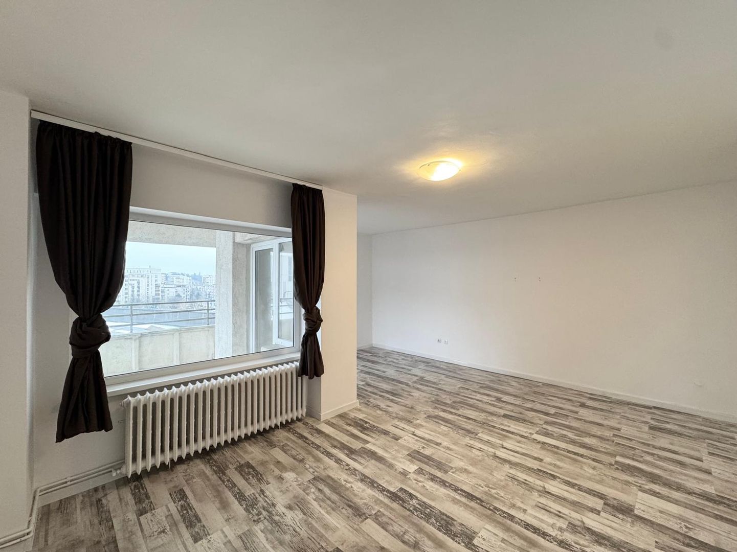 COMISION 0! Apartament cu 4 camere langa AFI, in Centrul Civic - Poză 1
