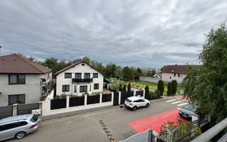 Casa superba , 5 camere si garaj ,zona linistita Sibiu - Poză 12