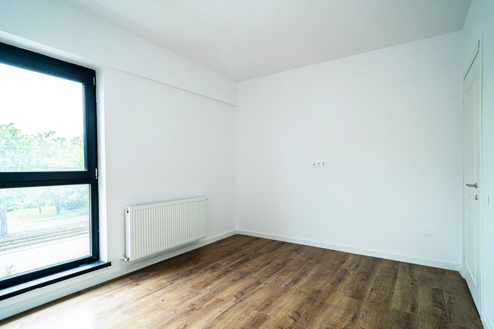 Metrou Preciziei -2 camere, finisat complet, SE ACCEPTA CREDIT, Comision 0% - Poză 7
