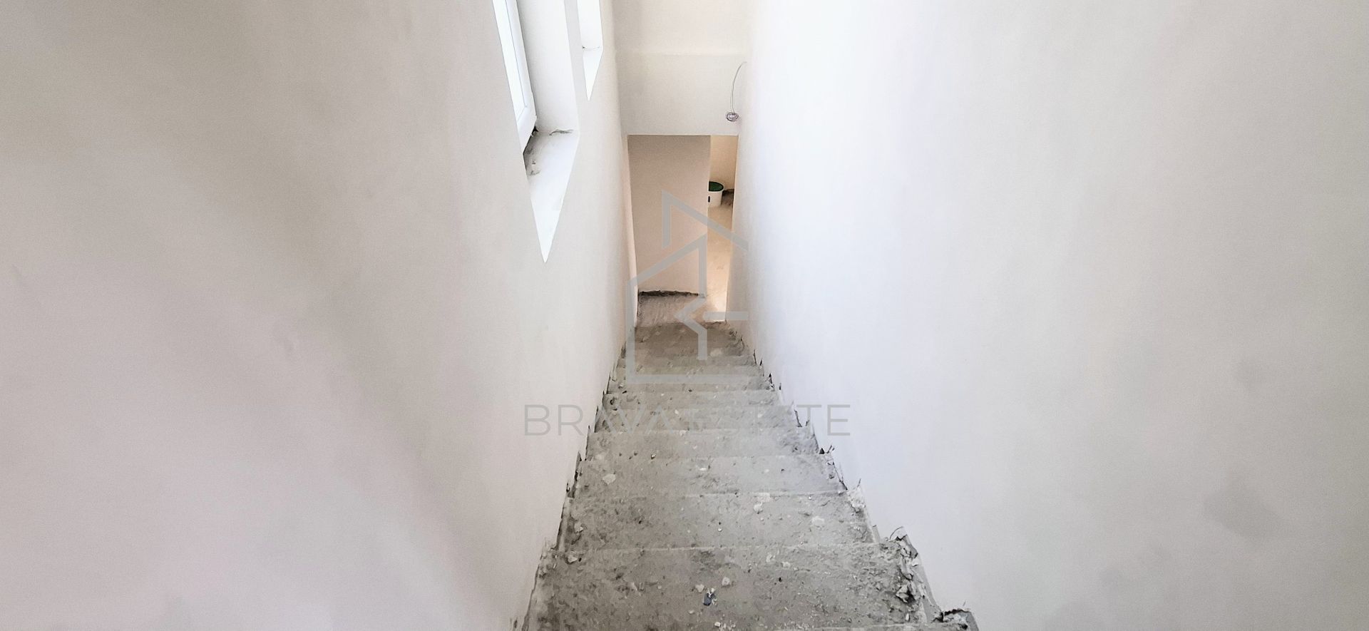 Casă individuală, 176mp, 5 camere, 3 dormitoare, 2 băi, Apahida - Poză 12