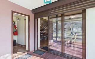 Cabană deosebită cu 4 camere în Căsoaia - Poză 3