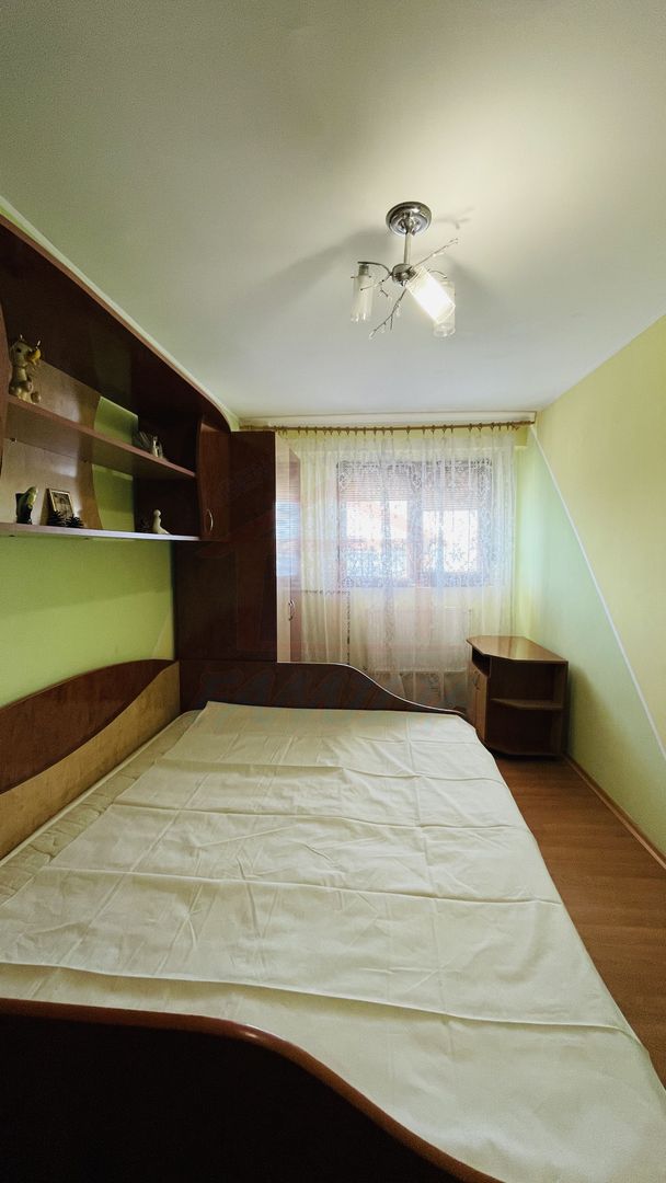 Apartament spațios cu 3 camere, 2 băi și 3 balcoane – I.C. Frimu, 80mp - Poză 9