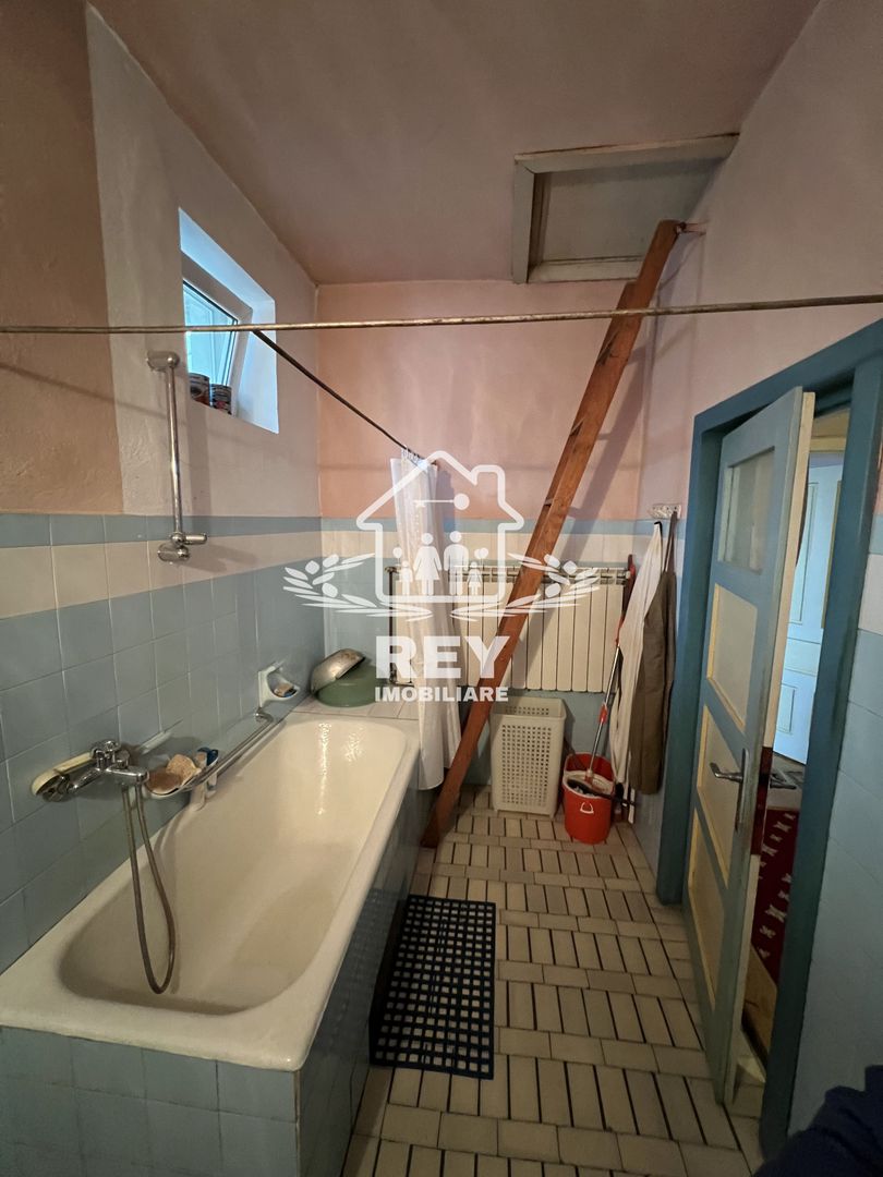 Casă de închiriat în Cisnădie zona Str. Teilor/se acceptă muncitori - Poză 23