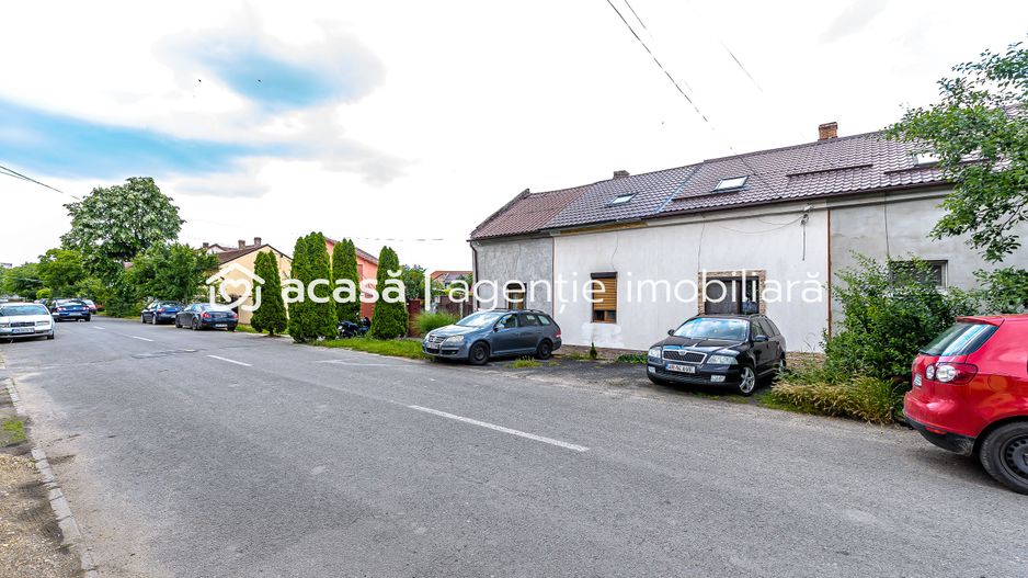 Apartament cu 2 camere, la curte comună, în Grădște. - Poză 4