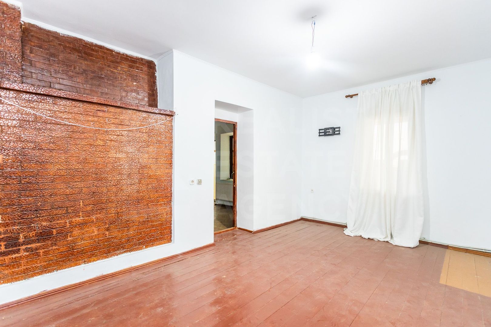 Casa vinzare 100mp, 2,3ari - Poză 14