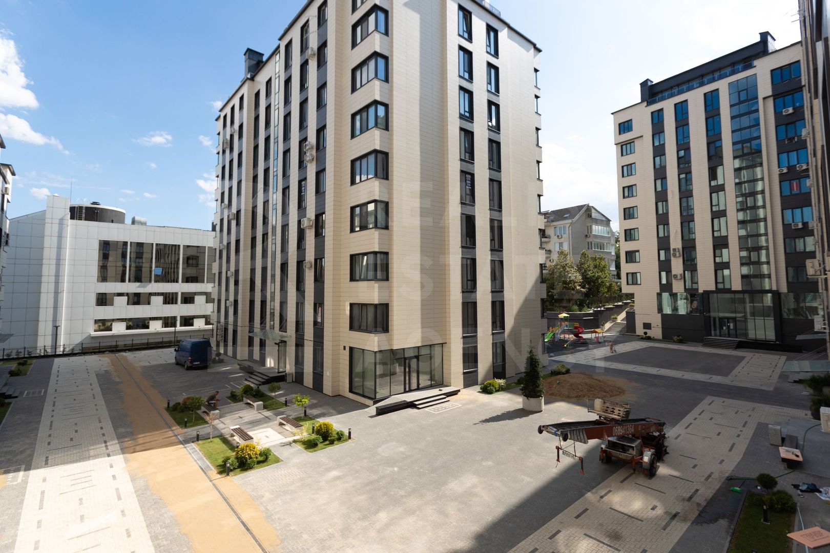 Vânzare, penthouse, 5 camere, str. Moara Roșie, Centru - Poză 1