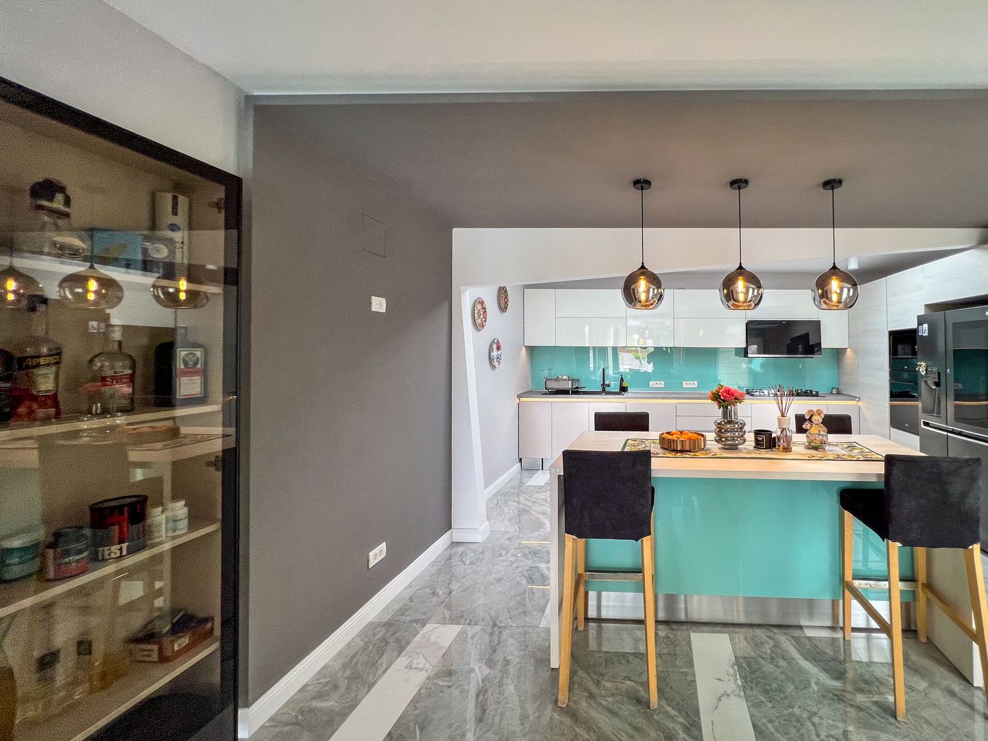 Ready to move  |  Vila premium cu piscina și jacuzzi încălzite - Poză 24