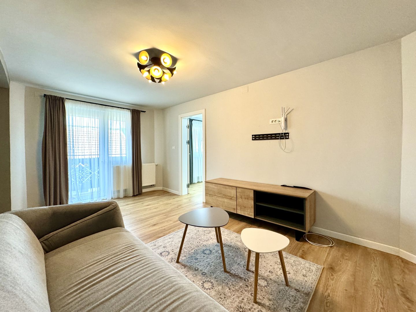 Apartament 2 camere CENTRAL - in clădire cu 4 apartamente - Poză 10