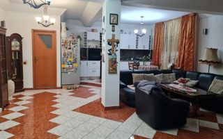 VANZARE CASA P+1+M | 5 MINUTE METROU APARATORII PATRIEI - Poză 1