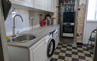 Apartament în bloc tip vilă balcon si beci– Astra, Brașov | Etaj 2/2 - Poză 8