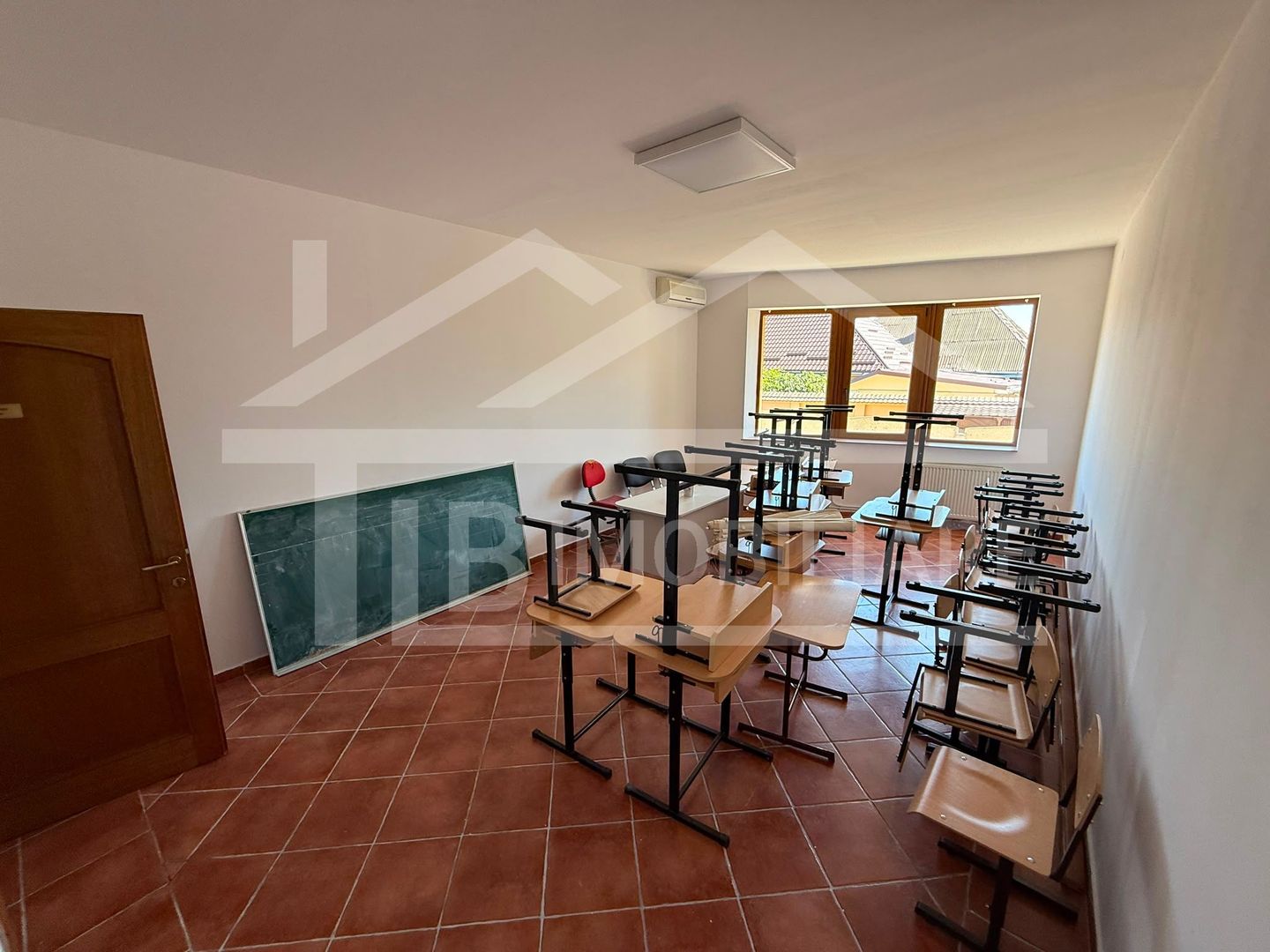 Casa individuala, 10 camere, 753mp, Zona Sancraiu de Mures - Poză 8