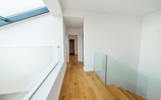 Vilă unica în Corbeanca - Liniște,natură și eleganță - Poză 24