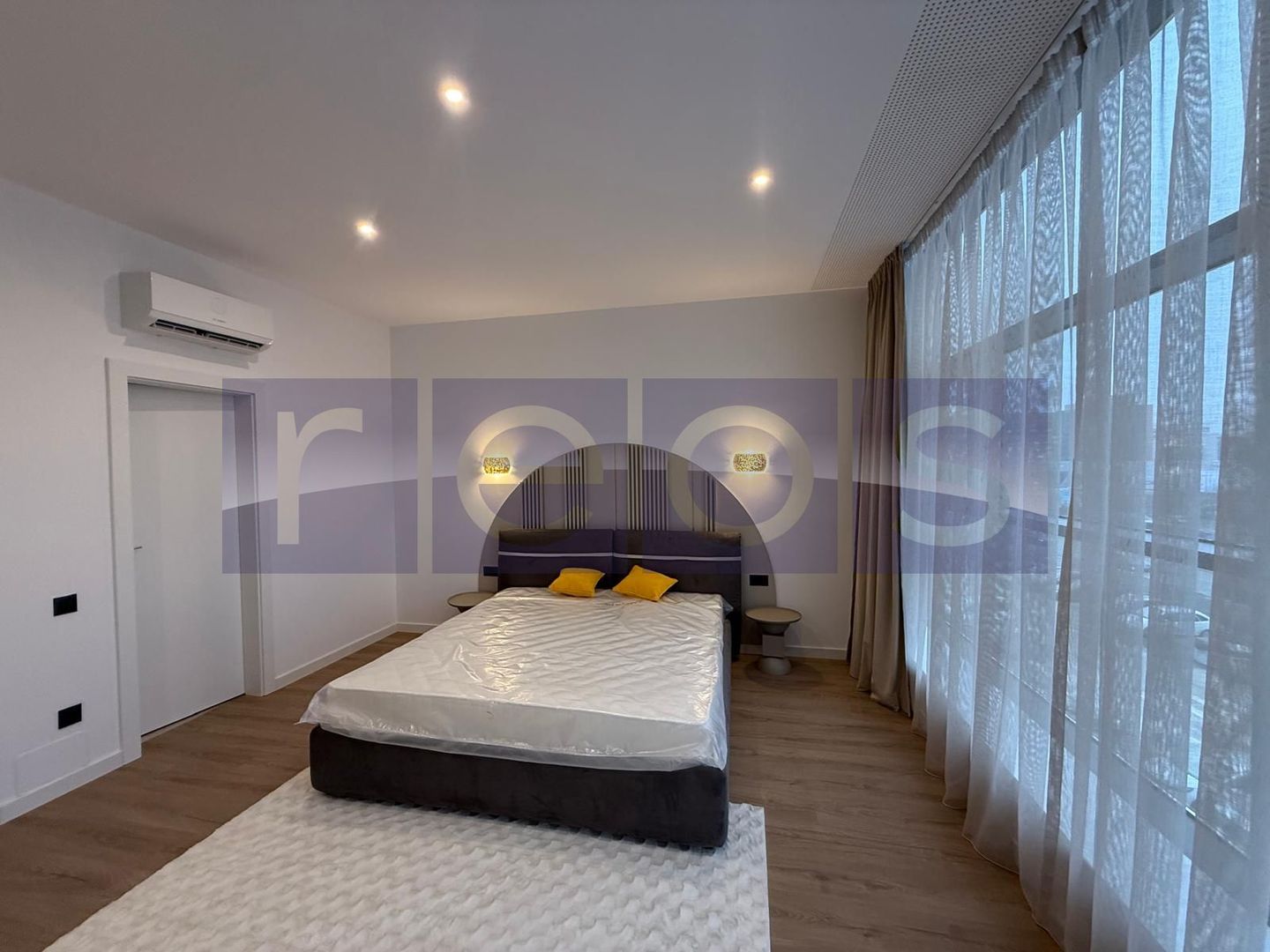 INCHIRIERE 4 CAMERE | ONE NORTH LOFT | MOBILAT SI UTILAT LUX | LOC PARCARE | - Poză 22