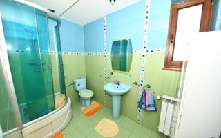 Vila spatioasa, constructie solida, zona micro 17 – Galati - Poză 51