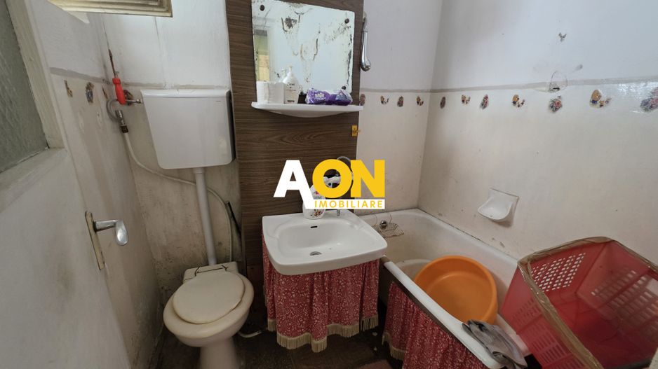 Apartament cu 4 Camere, Etaj Intermediar, Lift, Zona Bd. Transilvaniei - Poză 4