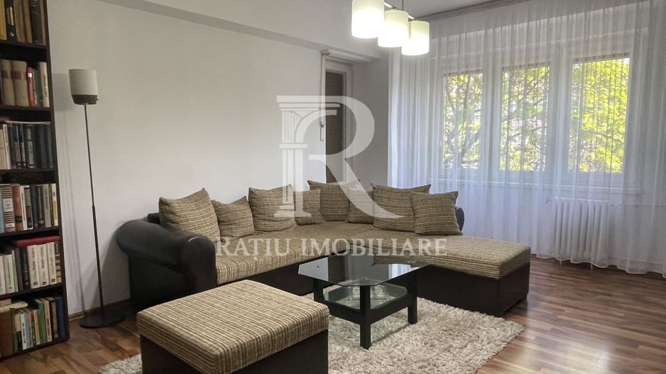 Apartament cu 3 camere | Etaj intermediar | Dacia | Oradea - Poză 2