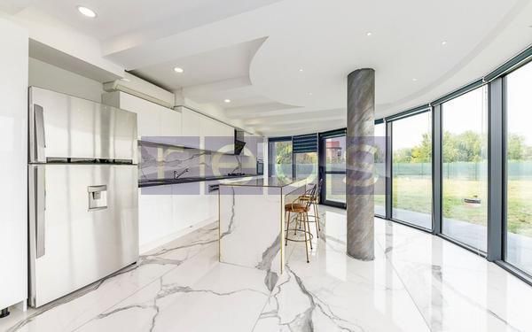 Casă individuală | 2000 mp teren | 748 mp utili | piscina | - Poză 5