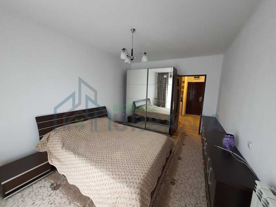 Inchiriez Apartament 2 camere Green Park Tatarasi - Poză 8