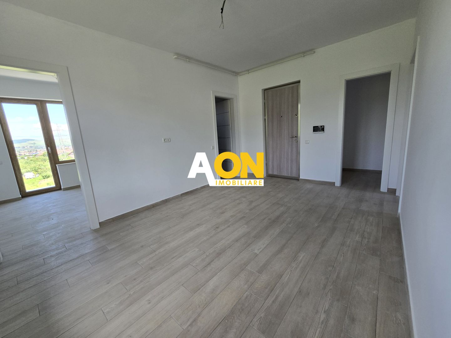 Apartament 3 Camere Bloc Nou, Zona Cetate - Poză 9