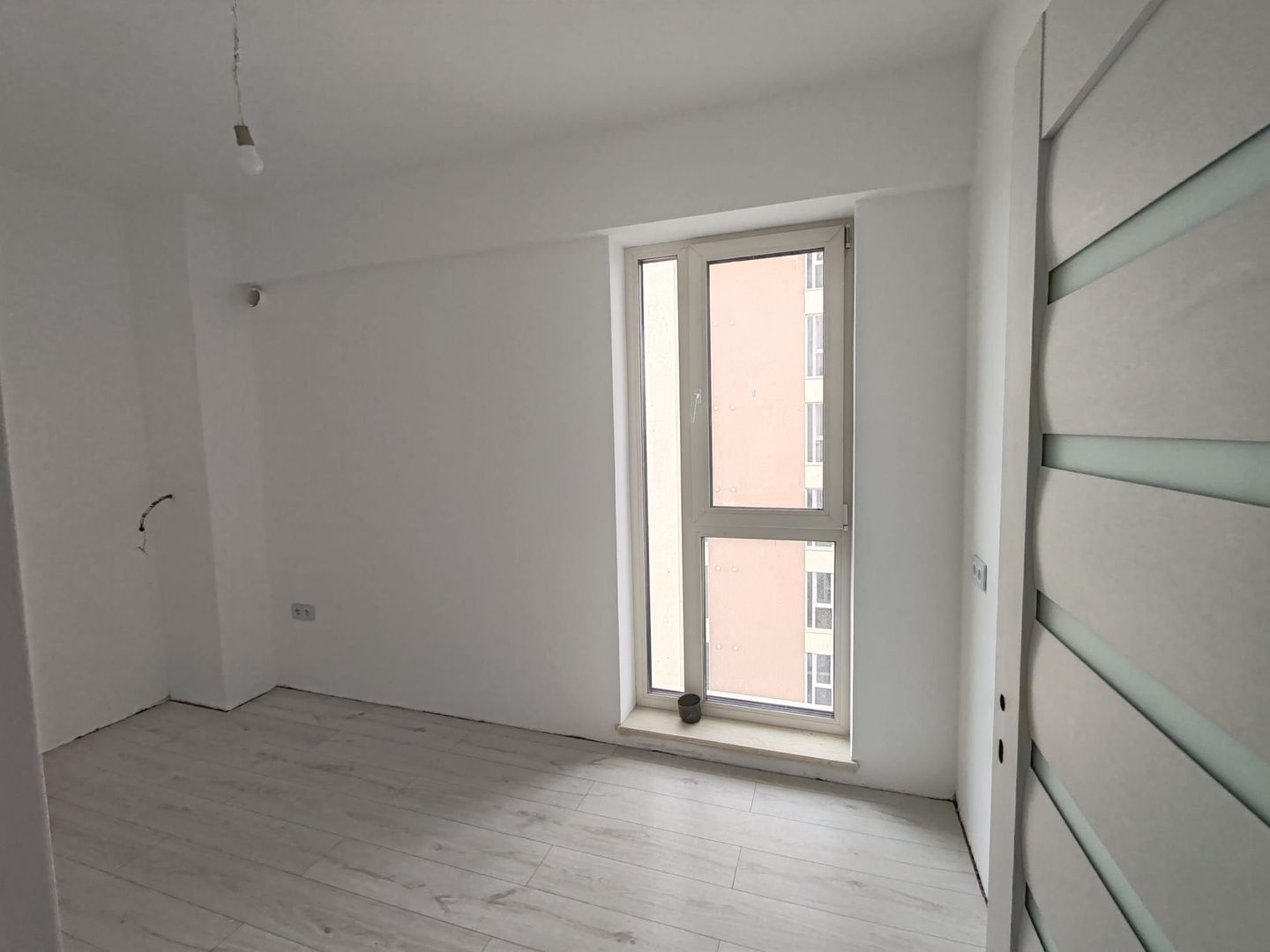 Apartament NOU INTABULAT 2 camere 50 mp+ loc parcare Copou 120000 EURO - Poză 3