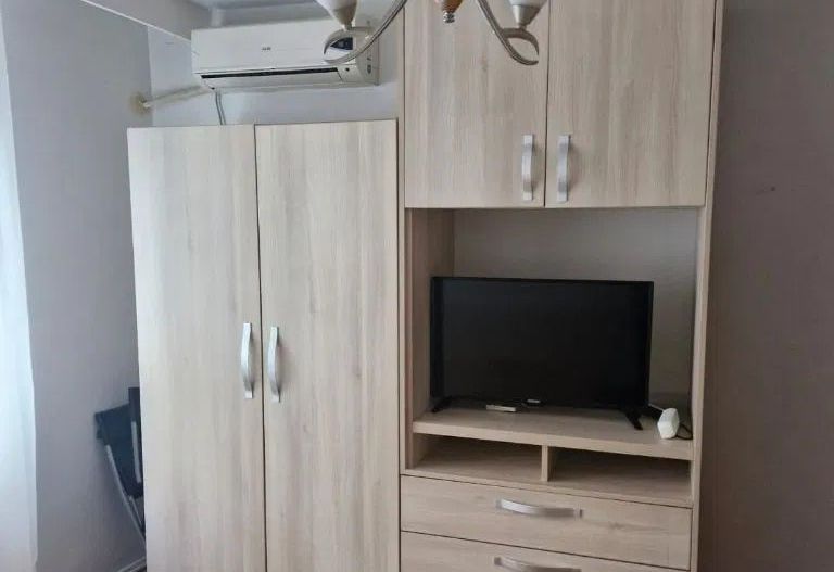 APARTAMENT DECOMANDAT 3 CAMERE 2 BAI BLOC 1986 CRANGASI PARC METROU - Poză 5