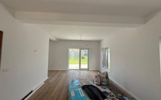 Duplex 4 dormitoare - zona KidsPark -  Dumbravita - Poză 2