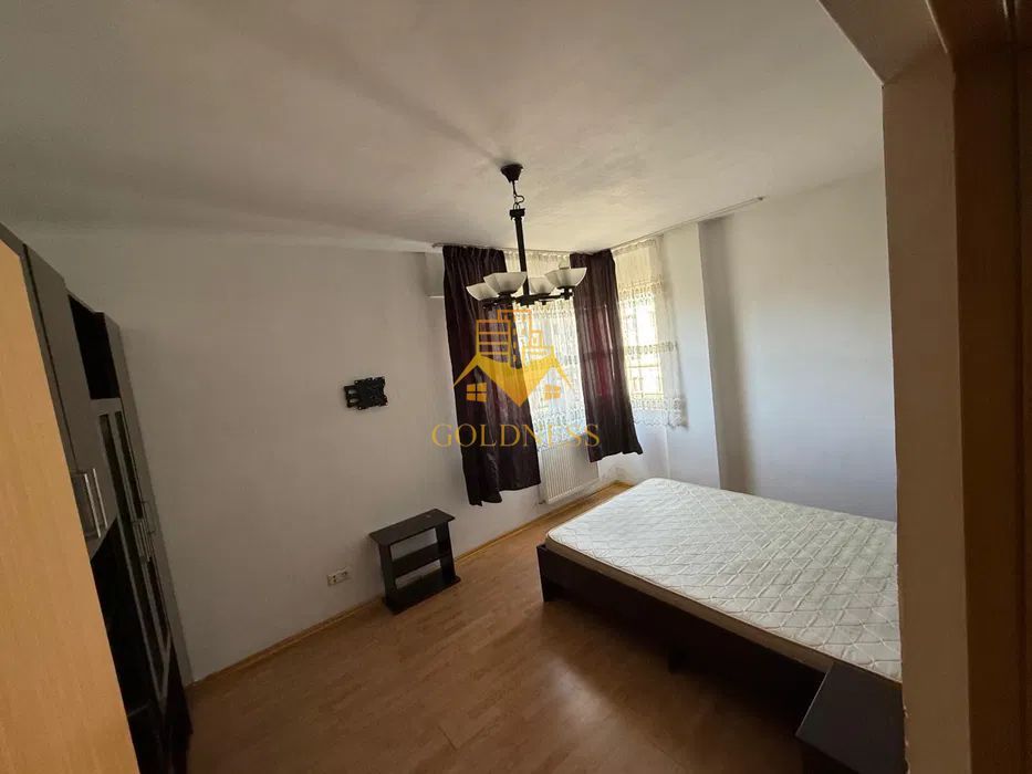 3 camere, 65 mp, cart. Dambul Rotund str. Lombului Zona Calea Baciului - Poză 2