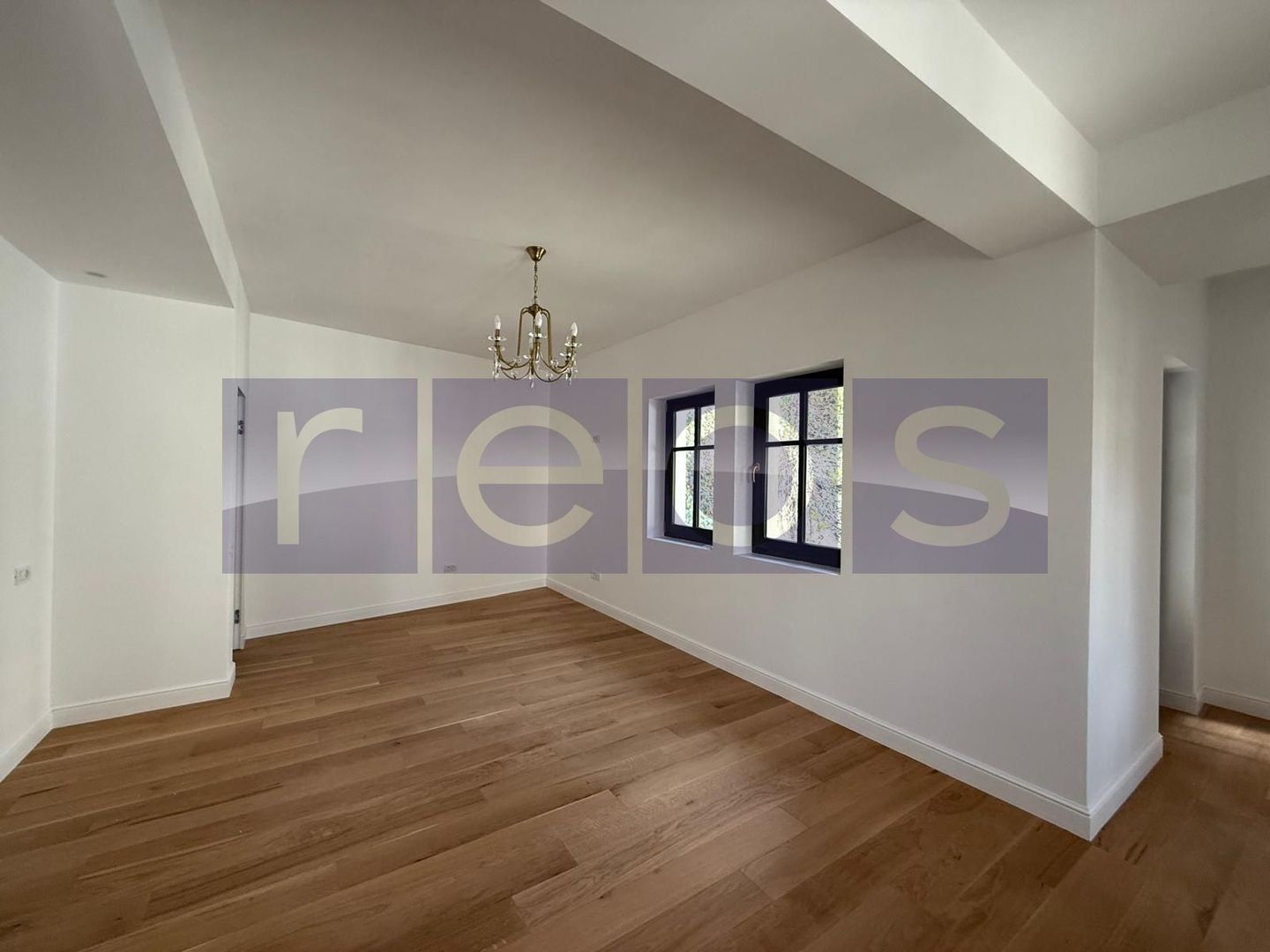 INCHIRIERE VILA DEOSEBITA | CAPITALE | NOU RENOVATA | IDEAL AMBASADA - Poză 13