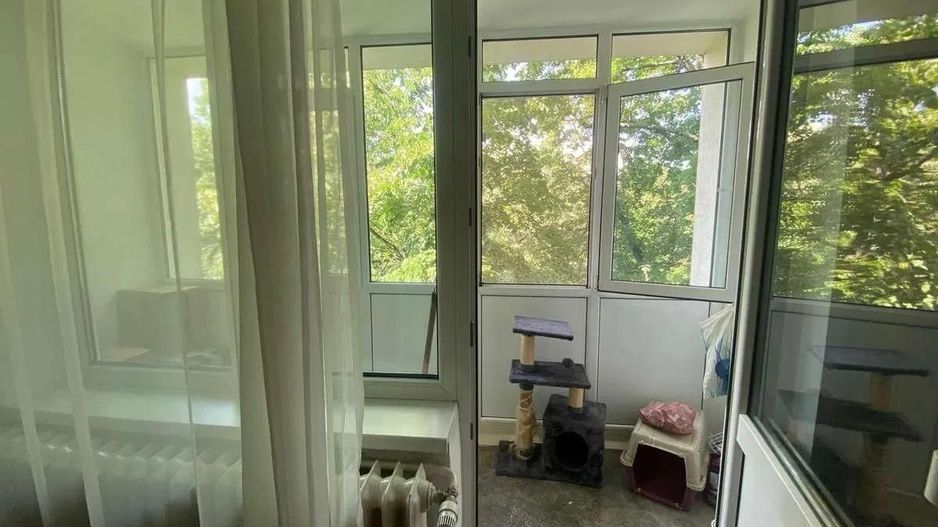 Apartament 3 camere decomandat Berceni - Poză 3