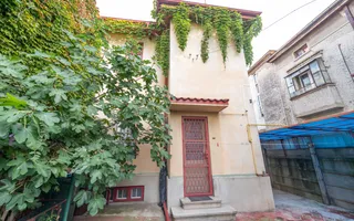 Casa de vanzare, 138 mpu, 244 teren, curte, garaj, Cartierul Domenii - Poză 30