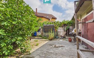 Casă cu 3 camere și teren de 450 mp în Pârneava - Poză 12