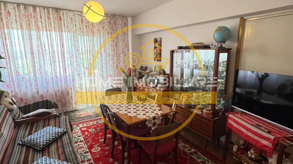 Apartament cu 3 camere/ 70mp/ zona Podu Ros - Poză 2