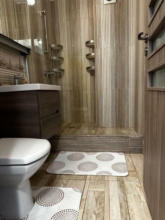 Proprietar: ap 4 cam, 110mp, Bdul Unirii 55, pozitie excelenta - Poză 3