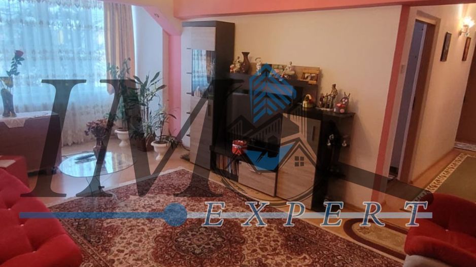 Apartament de vanzare in zona centrala in Cugir - Poză 3