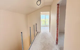 Duplex cu 4 camere despartit prin carport in Mosnita Noua! - Poză 11