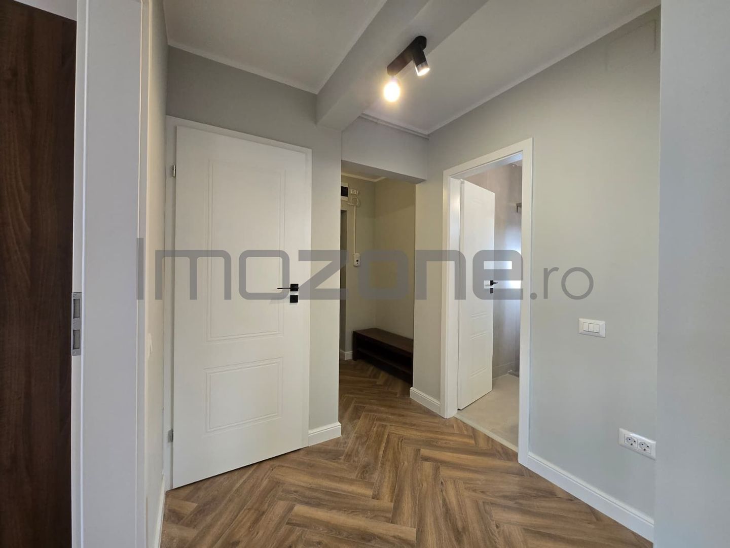 DRUMUL TABEREI | 2 CAMERE | BD.TIMISOARA | RENOVAT COMPLET | BAIE CU GEAM | - Poză 14