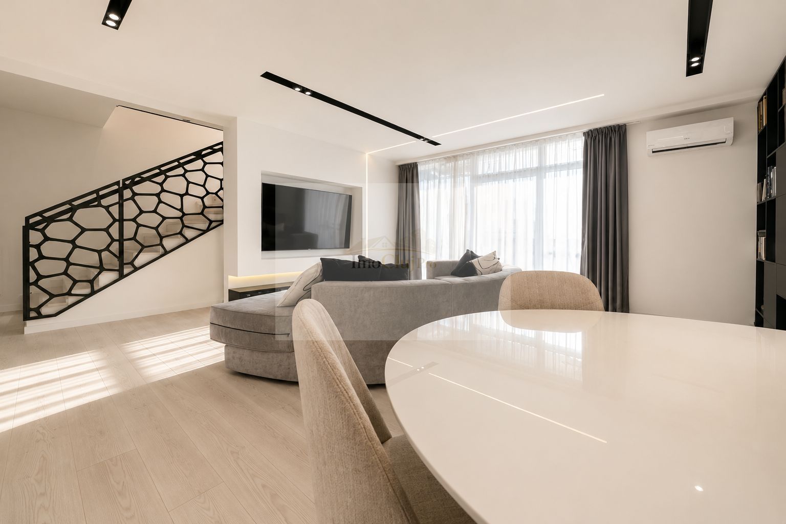 Penthouse Exclusivist | 120 mp+60 mp terase | Baza Sportivă Gheorgheni - Poză 5