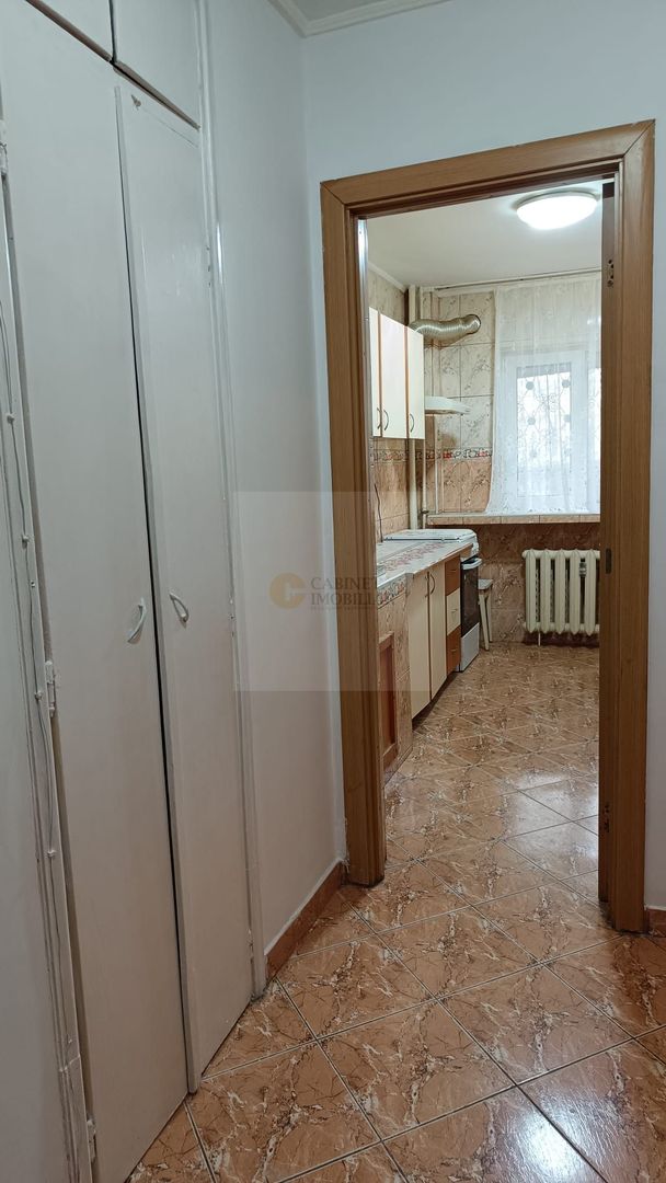 2 Camere - 56MP | Decomandat | 1981 | P/10 | M Gorjului - 2 minute - Poză 6