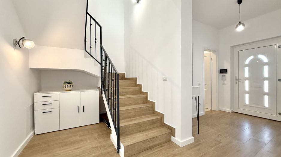 Duplex Modern la Prima Închiriere - Confort și Eleganță! - Poză 13