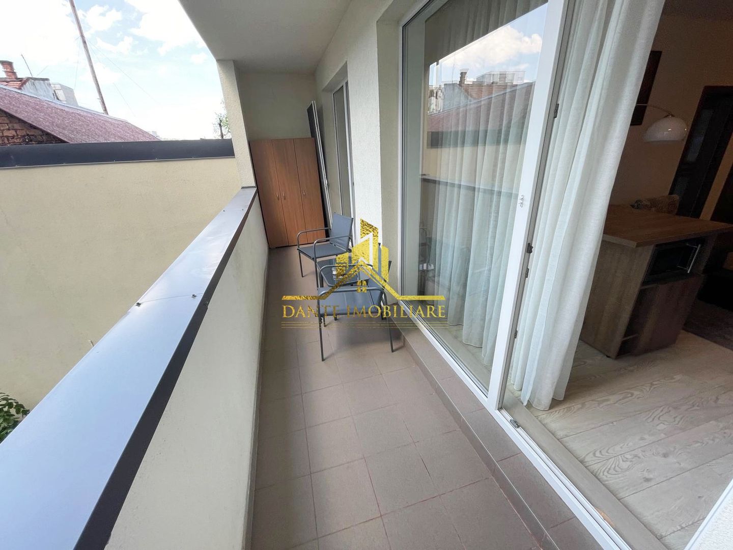 2 camere, semidecomandat, mobilat modern, bloc nou, balcon, Centru - Poză 7