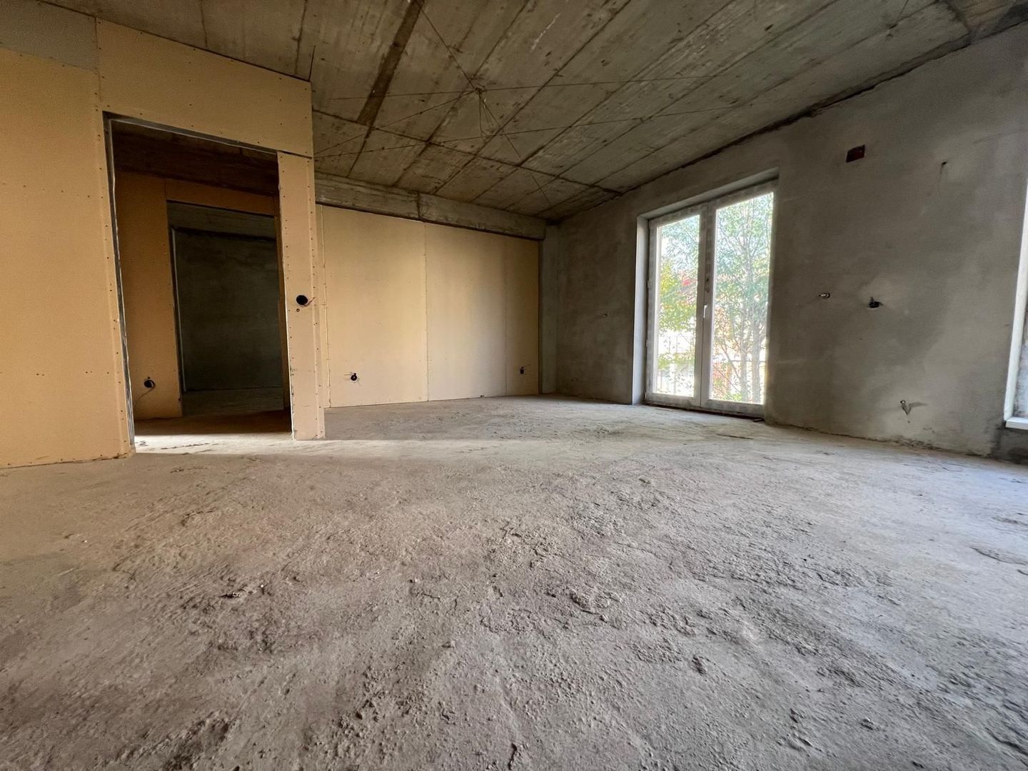 Casa la gri in Pipera  cu potential 1000 euro m2 - Poză 44