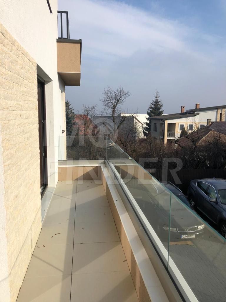 Inchiriere apartament 3 camere situat in vila privata, zona UMF - Poză 8