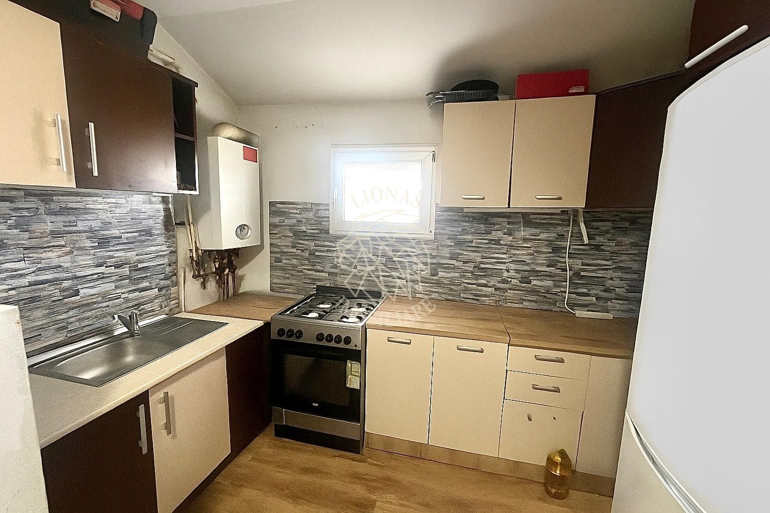 Apartament 3 camere- mobilat- 75 mpc .-investitie-Decebal - Poză 2
