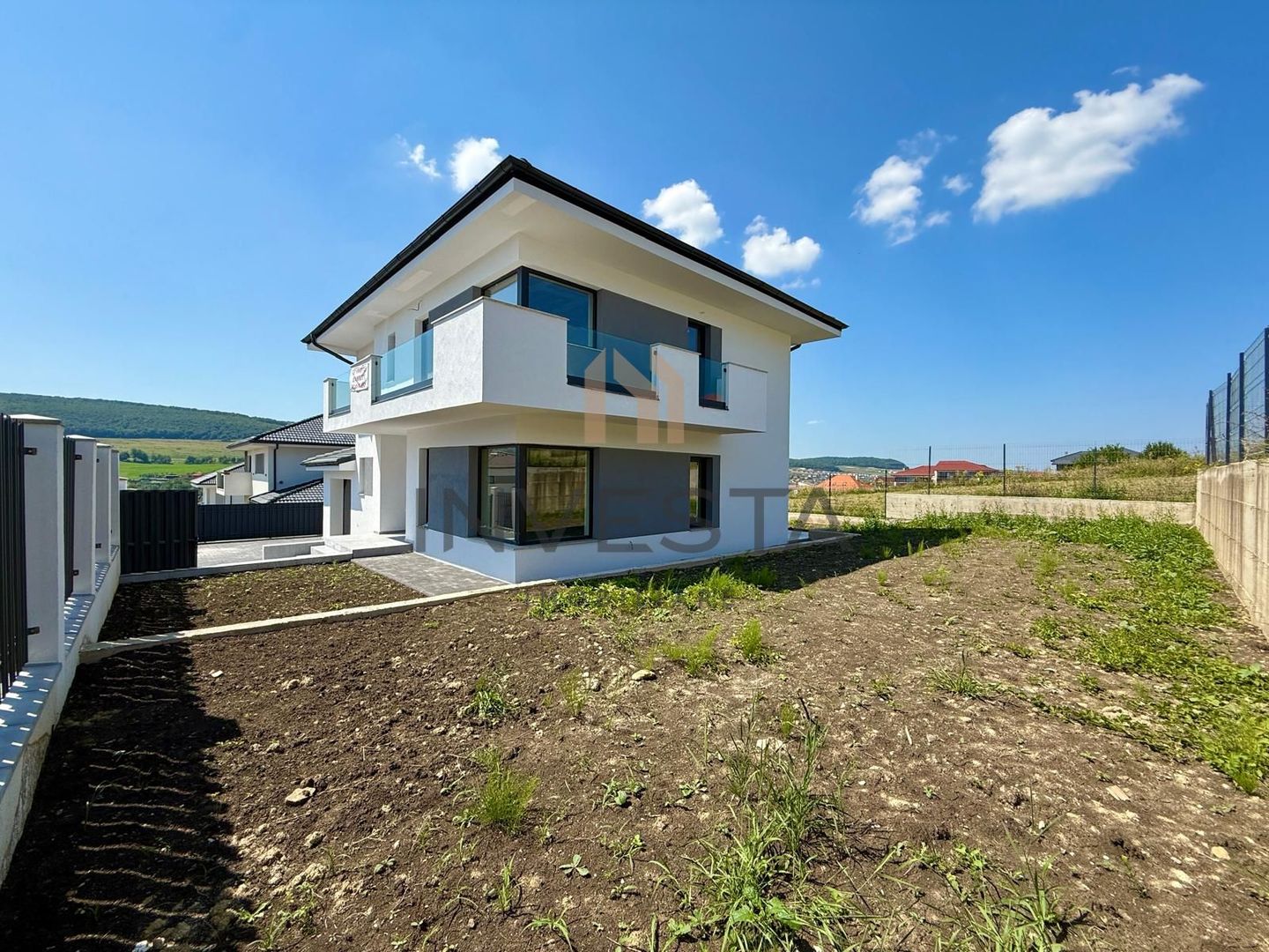 Vila Spațioasă 500mp în Chinteni ideală pentru Familie sau Investiție! - Poză 2