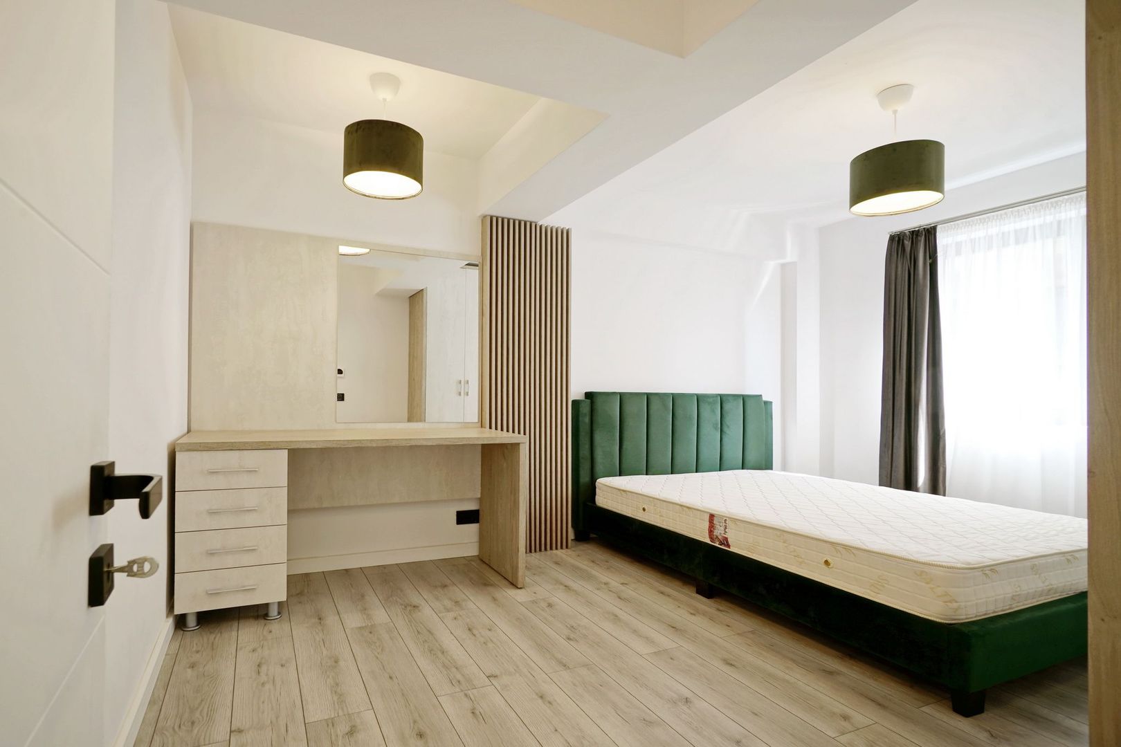 Ap. 2 camere mobilat , utilat Sos. Gh. Ionescu Sisesti - Poză 13